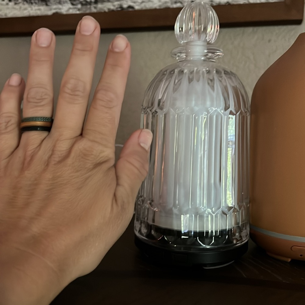 Essential oil diffusers (2) plus passive diffuser - Picture 3 of 4